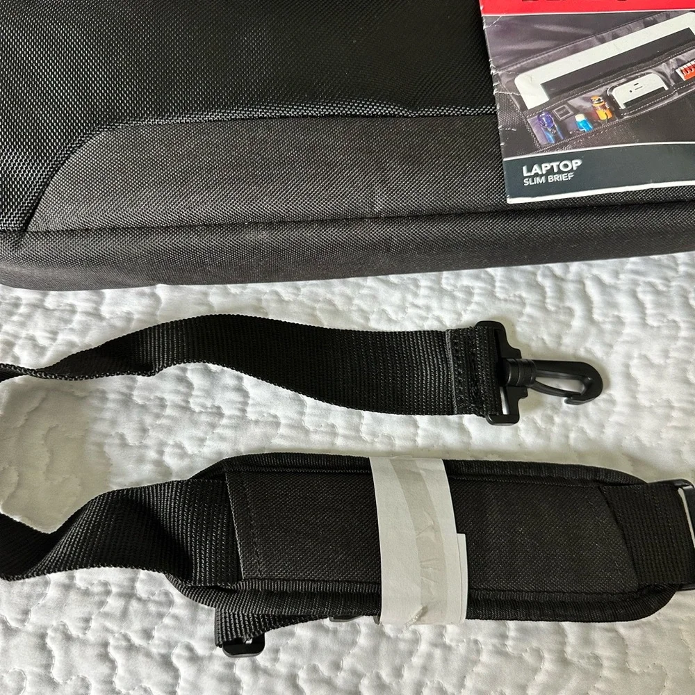 New Samsonite computer bag/briefcase